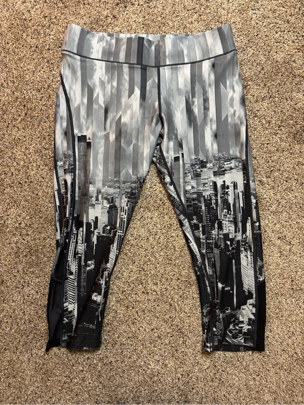 Reebok capri leggings